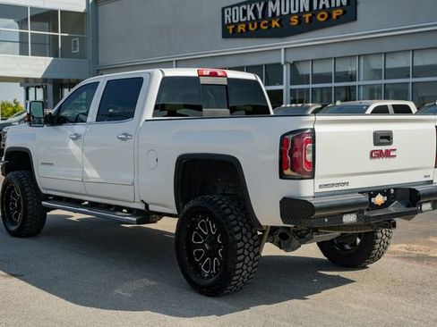 Used 2018 GMC Sierra 1500 SLT image 13