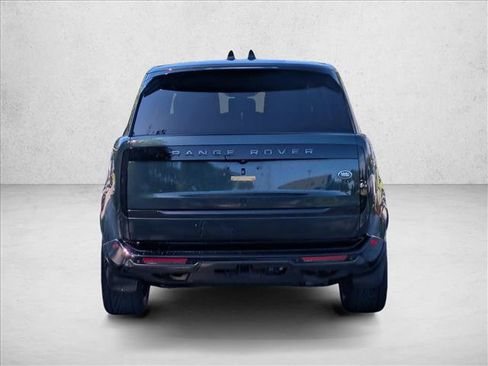 Certified 2023 Land Rover Range Rover Long Wheelbase SE AWD/4WD image 7