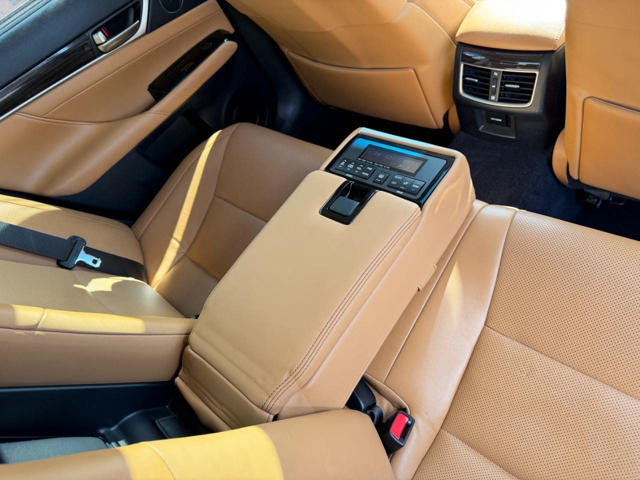 Used 2013 Lexus GS 350 AWD w/ Luxury Pkg w/Cold Weather Pkg image 39