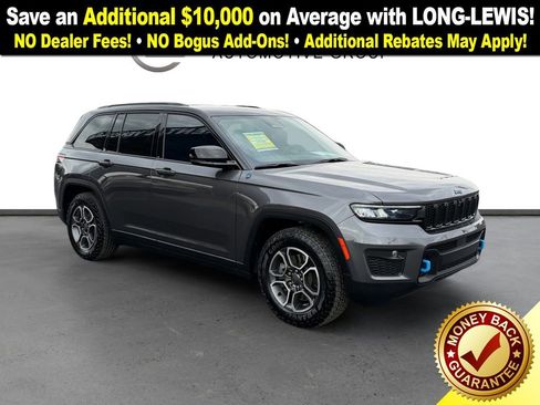 Used 2023 Jeep Grand Cherokee Trailhawk w/ Luxury Tech Group III image 10