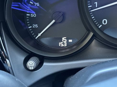 New 2026 Porsche Macan image 33