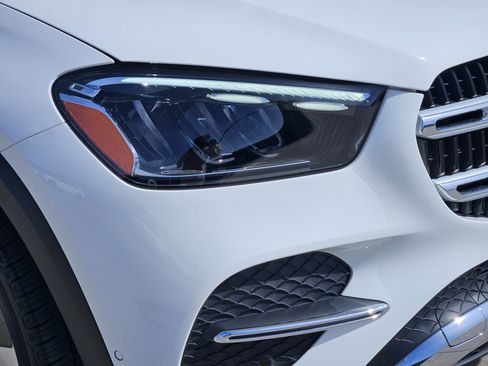 Certified 2025 Mercedes-Benz GLE 350 4MATIC image 6