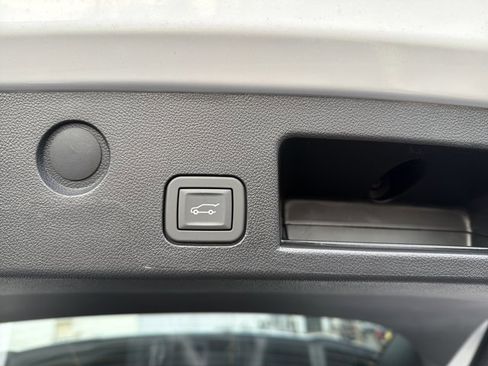 New 2026 Chevrolet Equinox LT w/ Convenience Package II image 34