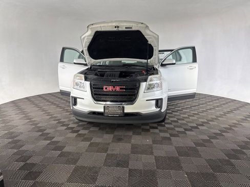 Used 2017 GMC Terrain SLE image 11