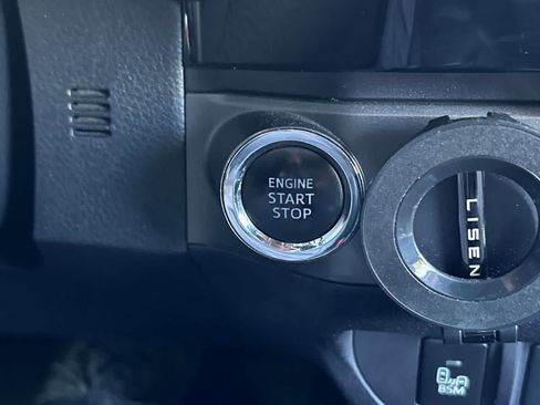 Used 2018 Toyota Tacoma TRD Sport w/ Technology Package RWD image 23