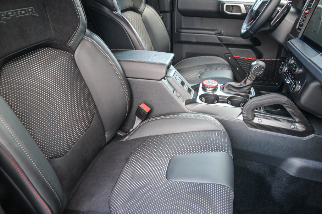 New 2026 Ford Bronco Raptor w/ Interior Carbon Fiber Pack AWD/4WD image 19