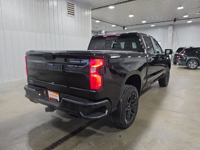 Used 2025 Chevrolet Silverado 1500 LT Trail Boss w/ LT Trail Boss Premium Package AWD/4WD image 8