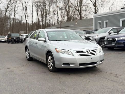 Used 2007 Toyota Camry LE image 3