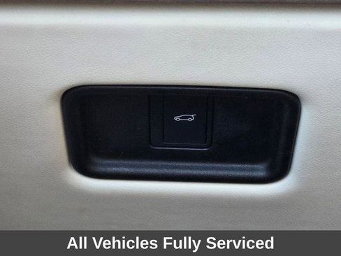 Used 2023 Land Rover Range Rover Long Wheelbase SE AWD/4WD image 33