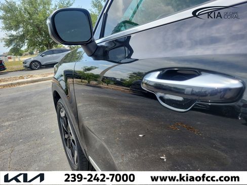 Certified 2024 Kia Telluride S w/ S Sunroof Package AWD/4WD image 10