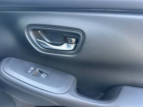 New 2026 Honda HR-V LX image 19