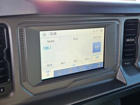 Used 2023 Ford Bronco Outer Banks image 16