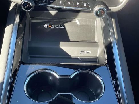 New 2026 Chevrolet Tahoe Premier image 25