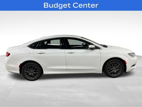 Used 2015 Chrysler 200 Limited w/ Convenience Group FWD image 2