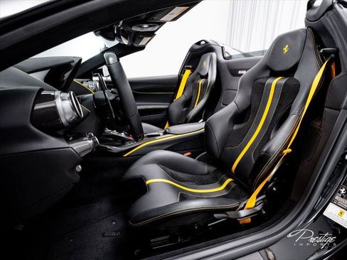 Used 2022 Ferrari 812 GTS RWD image 35