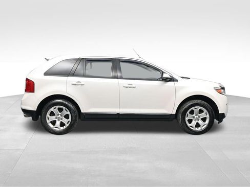 Used 2014 Ford Edge SEL w/ Equipment Group 201A AWD/4WD image 6