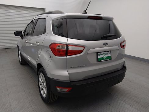 Used 2018 Ford EcoSport SE image 5