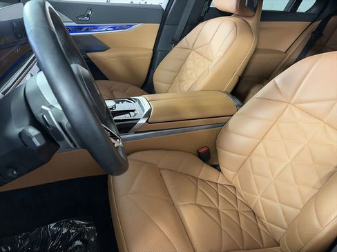 Used 2024 BMW 740i RWD image 20