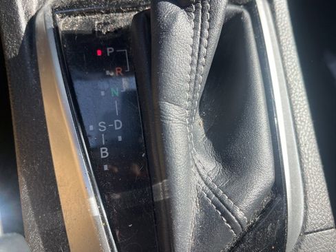 Used 2017 Toyota Corolla LE image 17