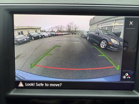 Used 2016 Volkswagen Golf S image 16