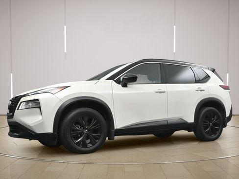 Certified 2023 Nissan Rogue SV w/ SV Premium B Package FWD image 22