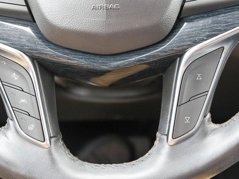 Used 2024 Cadillac XT5 Premium Luxury image 32