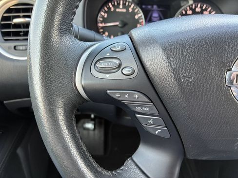 Used 2018 Nissan Pathfinder Platinum AWD/4WD image 19