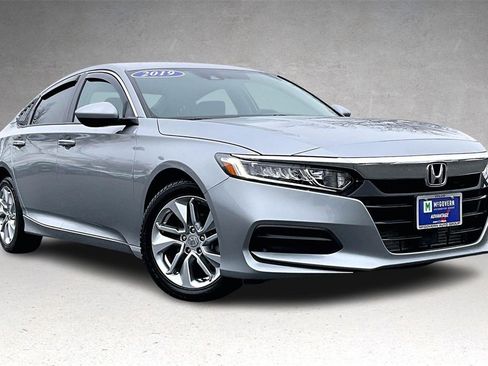 Used 2019 Honda Accord LX image 3