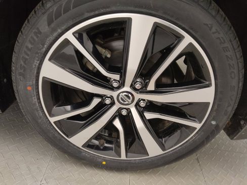 Used 2021 Nissan Maxima 3.5 SV w/ Floor Mat Group image 31