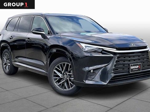 Used 2025 Lexus TX 350 AWD image 2