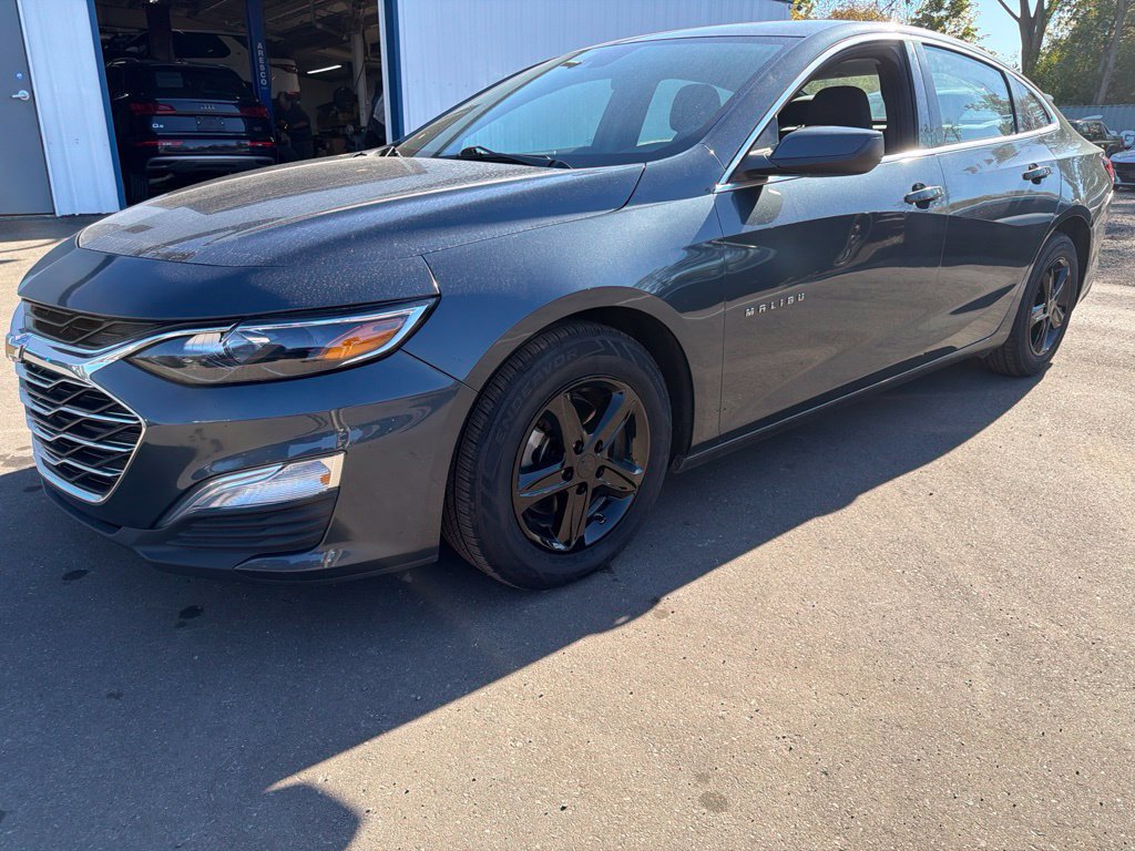 Used 2020 Chevrolet Malibu LS w/ Driver Confidence Package II FWD image 19