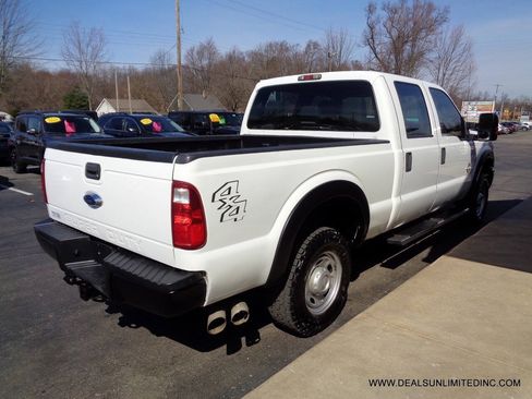 Used 2012 Ford F250 XL w/ PWR Equipment Group AWD/4WD image 3