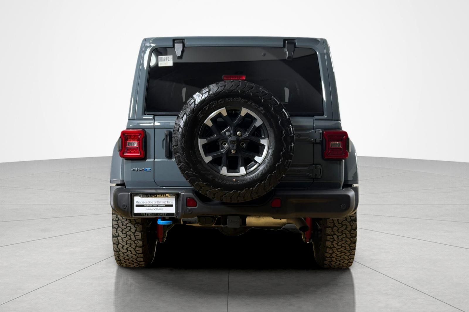 Used 2024 Jeep Wrangler Unlimited Rubicon 4xe AWD/4WD image 4