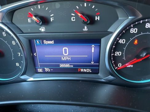 Used 2022 Chevrolet Equinox RS image 12