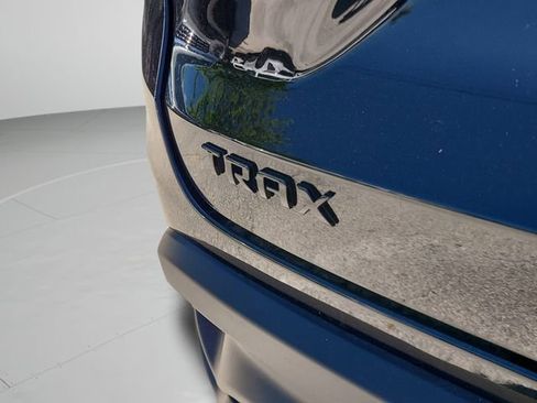 New 2026 Chevrolet Trax LT w/ Midnight Edition image 5