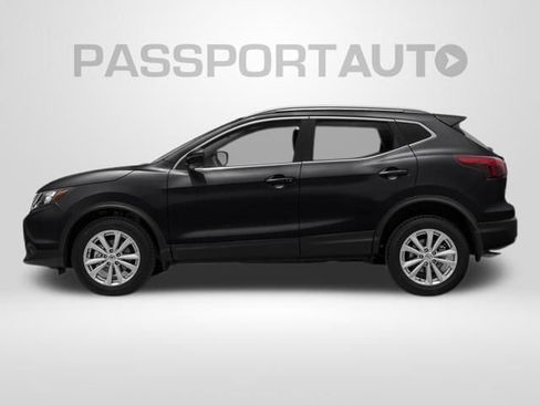 Used 2017 Nissan Rogue Sport S w/ S Appearance Package AWD/4WD image 4
