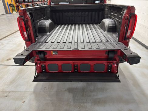 Used 2023 GMC Sierra 1500 Denali w/ Denali Reserve Package image 26