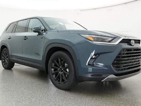 New 2026 Toyota Grand Highlander Limited FWD image 51