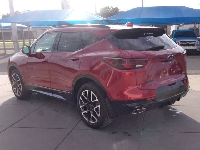Used 2025 Chevrolet Blazer RS w/ Driver Confidence II Package AWD/4WD image 17