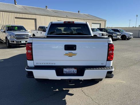Used 2018 Chevrolet Silverado 1500 LT w/ All Star Edition image 9