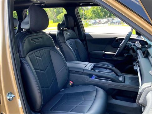 Used 2027 Kia Telluride SX X-Line w/ Towing Package AWD/4WD image 7
