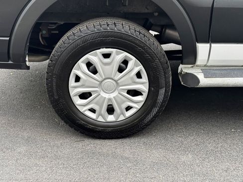 Used 2023 Ford Transit 250 Low Roof w/ Exterior Upgrade Package image 21