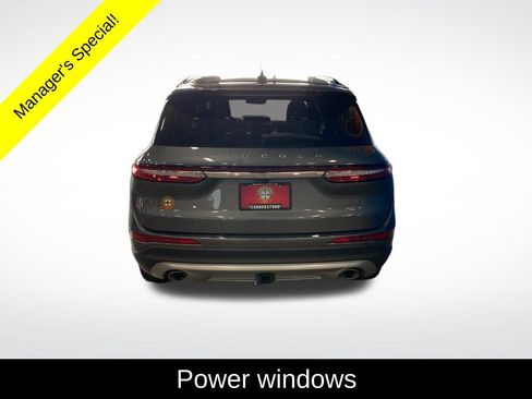 Used 2025 Lincoln Corsair Reserve w/ Towing Package AWD/4WD image 20