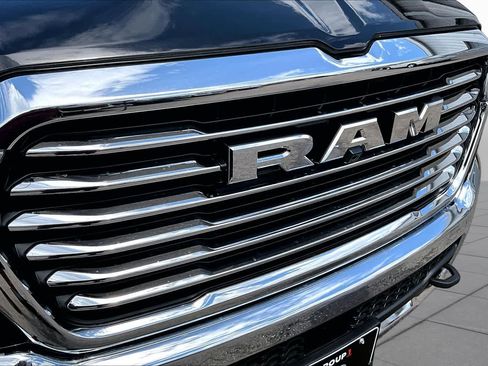 Used 2025 RAM 1500 Laramie w/ Off Road Group AWD/4WD image 30