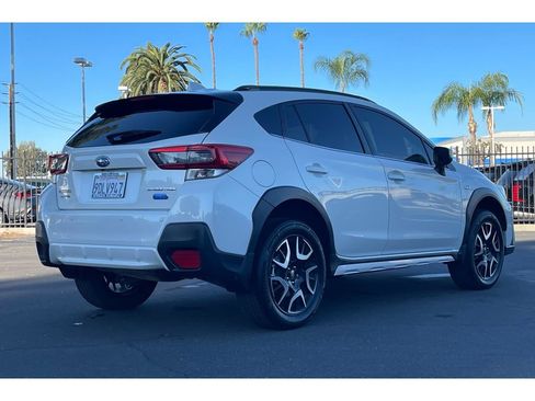 Certified 2023 Subaru Crosstrek Hybrid w/ Moonroof Package w/Navigation image 5