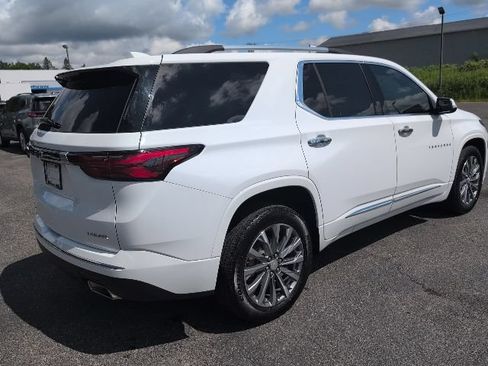 Certified 2023 Chevrolet Traverse Premier w/ LPO, Floor Liner Package AWD/4WD image 5