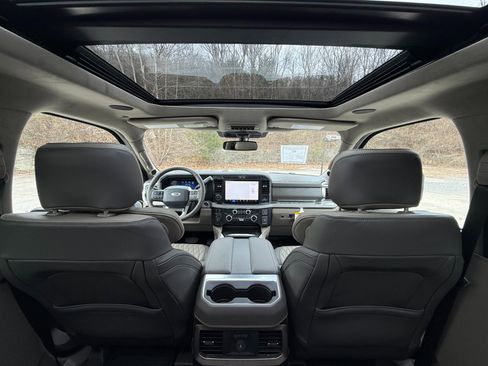 Used 2026 Ford F450 Platinum w/ Platinum Plus Package image 54