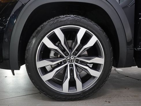 Used 2021 Volkswagen Atlas Cross Sport SEL Premium R-Line AWD/4WD image 30