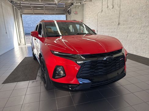 Used 2021 Chevrolet Blazer RS w/ Enhanced Convenience Package image 2