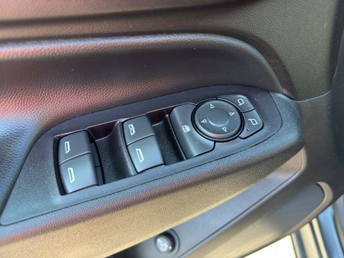 Used 2018 Chevrolet Equinox LT AWD/4WD image 13
